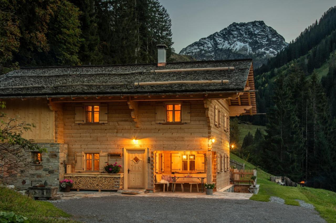 Chalet Berghaus Manuaf Villa Schruns Exterior photo